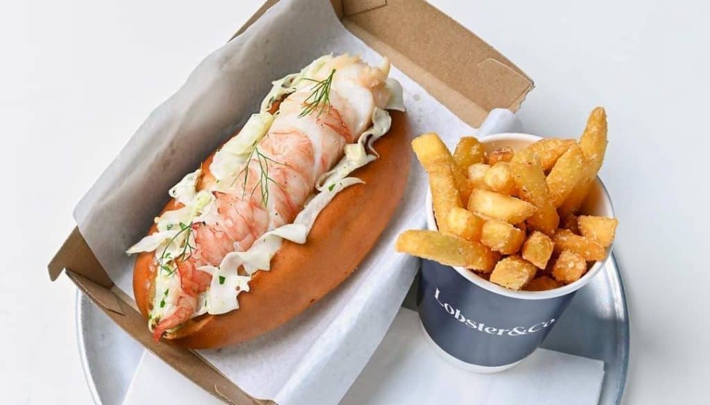There’s A Luxurious Lobster Roll And Truffle Fries Pop-Up In Rundle Mall Right Now